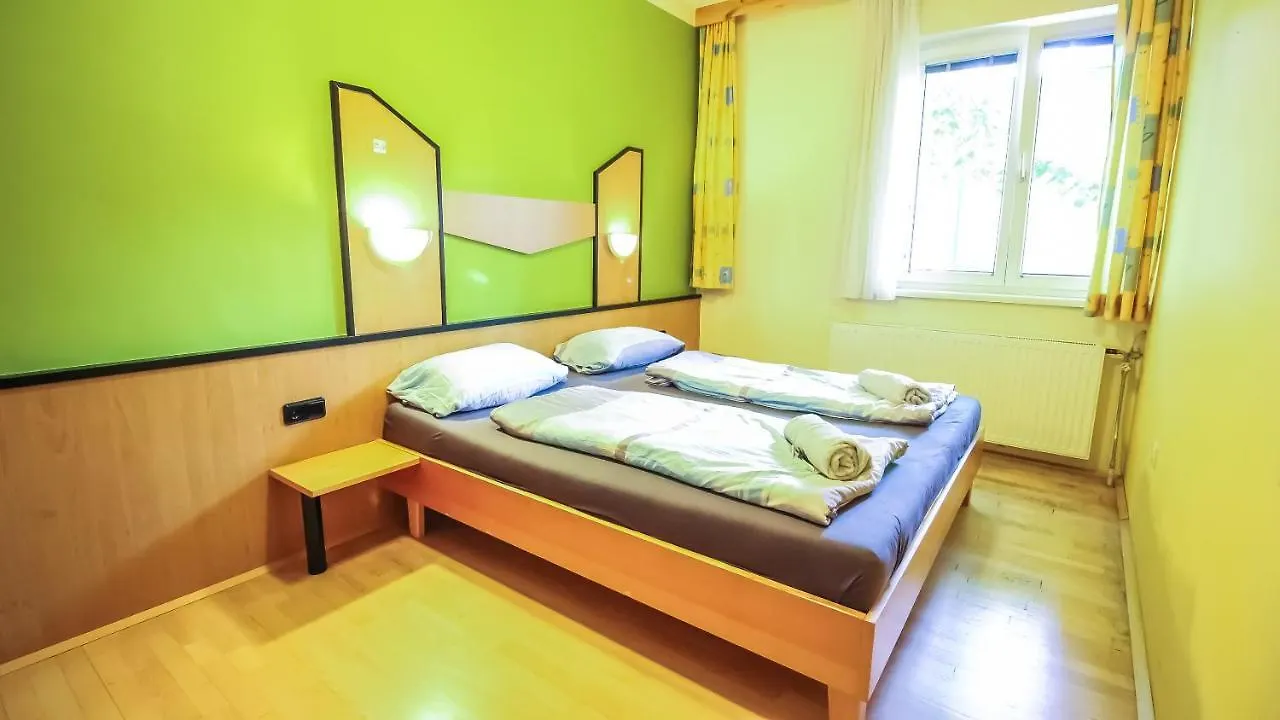 Private Double Bed Room With Bathroom 维也纳